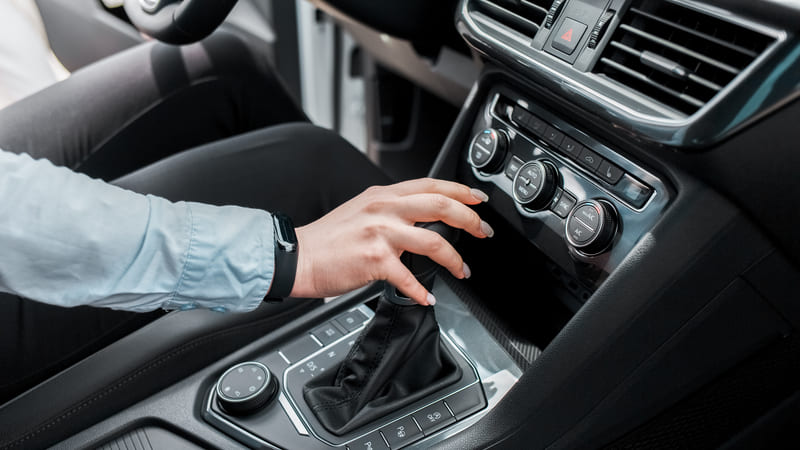 como conducir un coche automatico